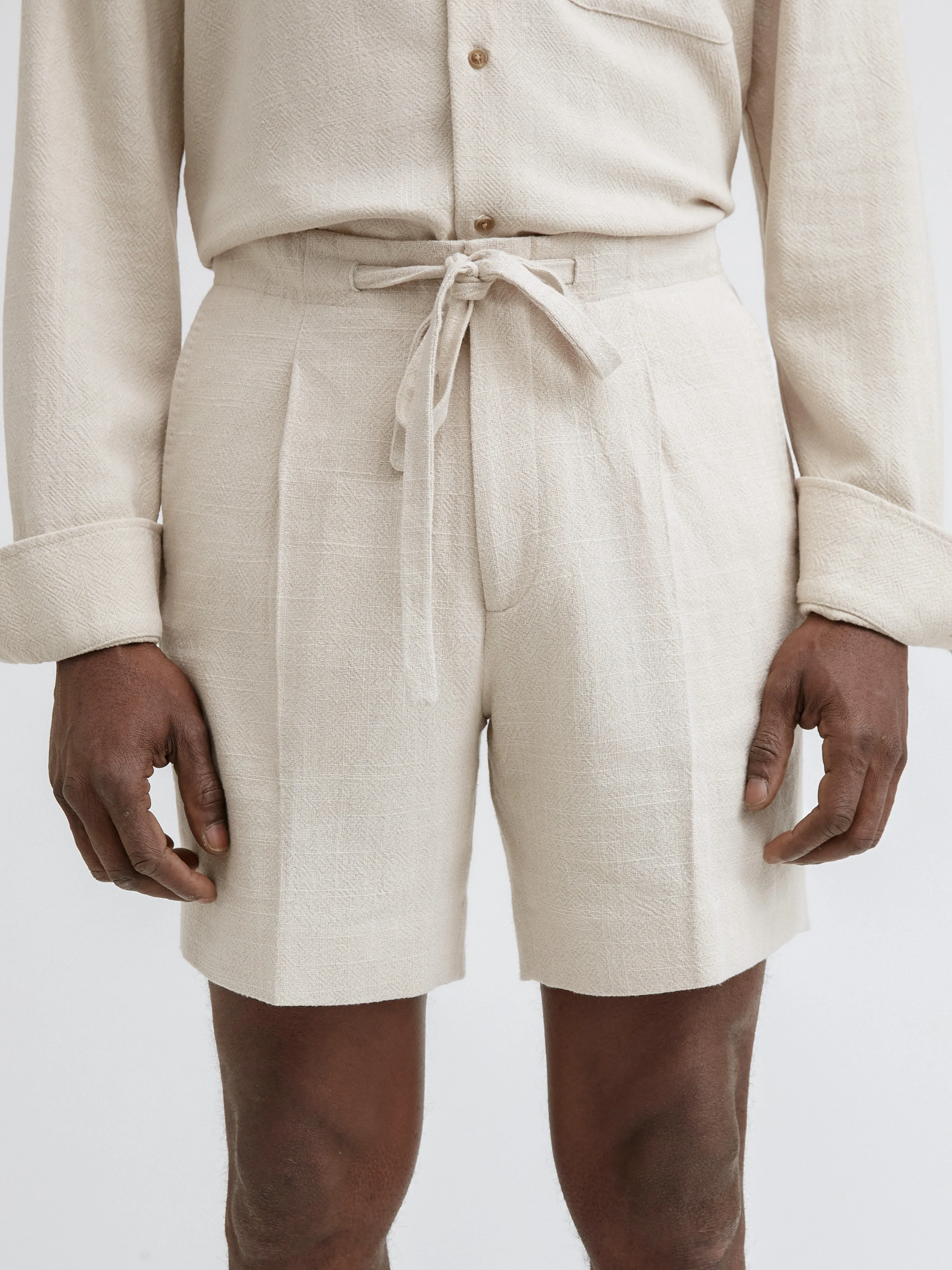 Cream Stonewashed Linen Drawstring Shorts (Wide Fit)