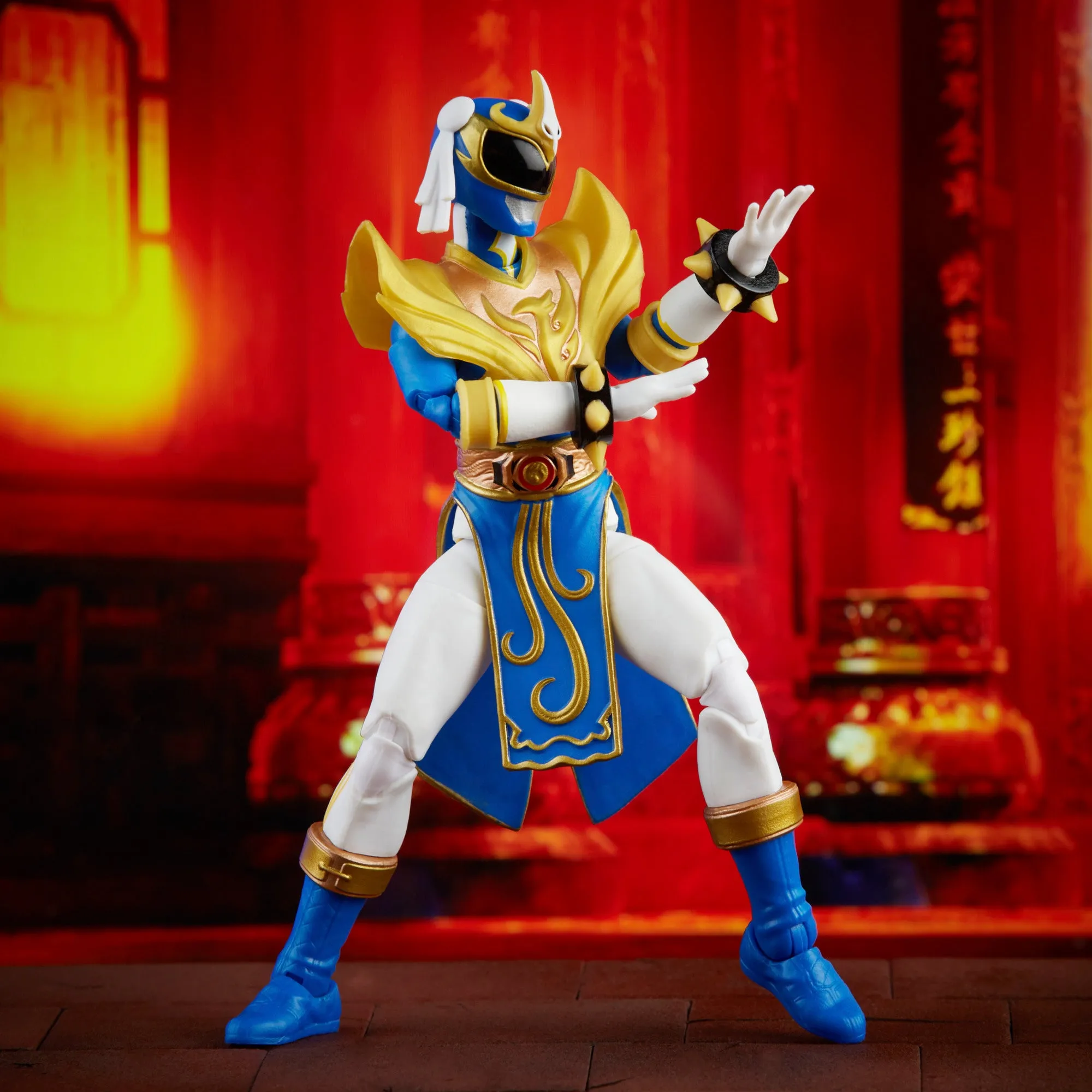 Power Rangers X Street Fighter Lightning Collection Morphed Chun-Li Blazing Phoenix