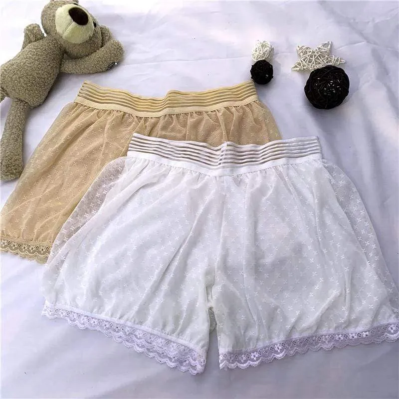 Women's Cute Lace Pattern Pumpkin Shorts